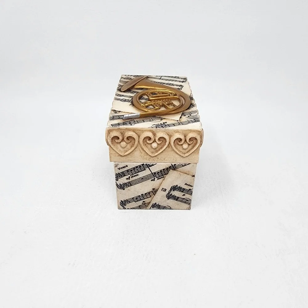 2004 Roman Inc. Trinket Jewelry Music Box French Horn Music Notes Theme 4.75x3